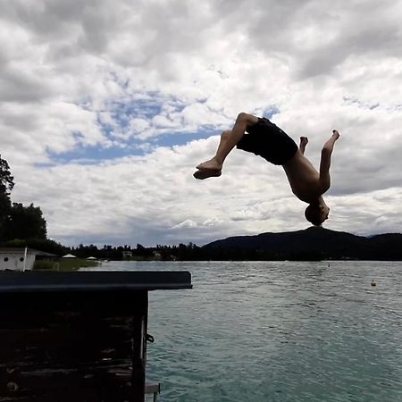 Seehaus Hochauer Direkter Seezugang Woerthersee Apartment Portschach am Woerthersee Luaran gambar